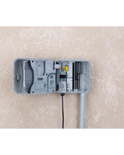 Контролер Hunter Pro-C 401E (можливість керування до 32 зон) Контролер Hunter Pro-C 401E (можливість керування до 32 зон)